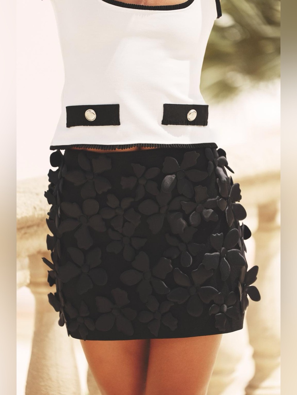 Zara 3D Skirt Mini Knitted With Structured Floral Embellishments Textured Large
